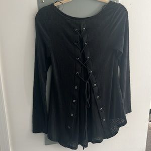 Detail back long sleeve shirt